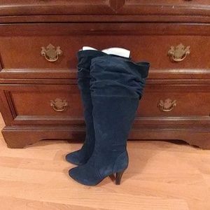 Hot in Hollywood suede boots